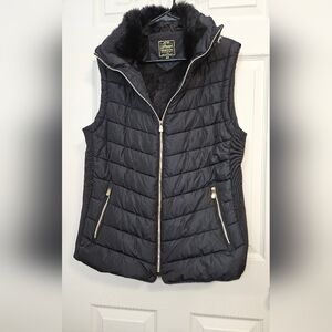 Women's Black Puffer Vest